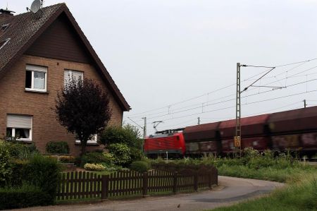 Einwendungen gegen Betuwe-Linie: 'In Millingen kommen alle Grässlichkeiten der Bahn zusammen'